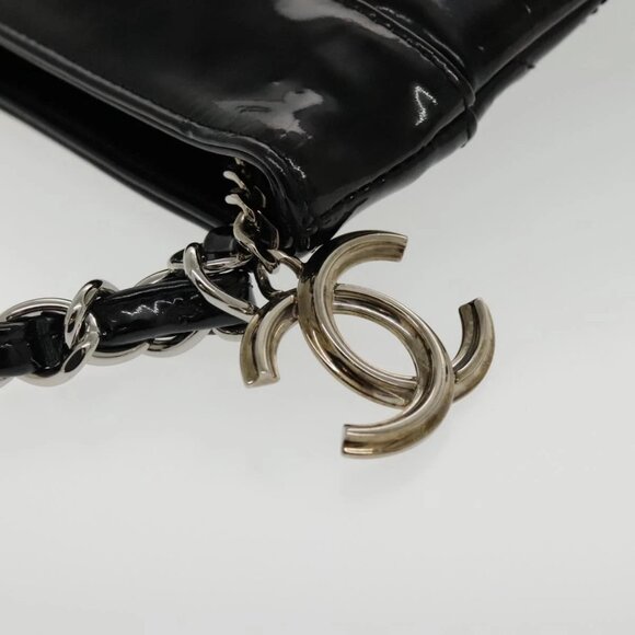CHANEL Matelasse Chain Shoulder Bag Patent leather Black Silver CC Auth bs18654 - Picture 10 of 16